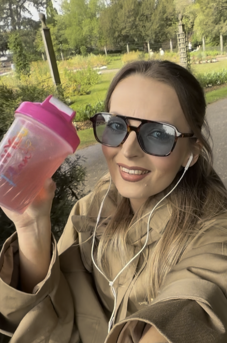 Customer with shaker in the park